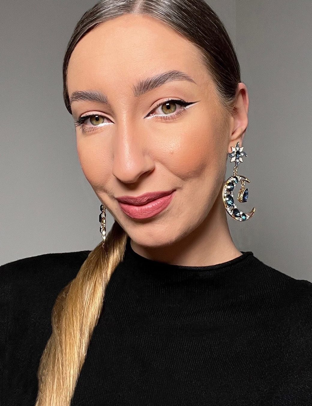Retrato de Ekaterina Udaltcova